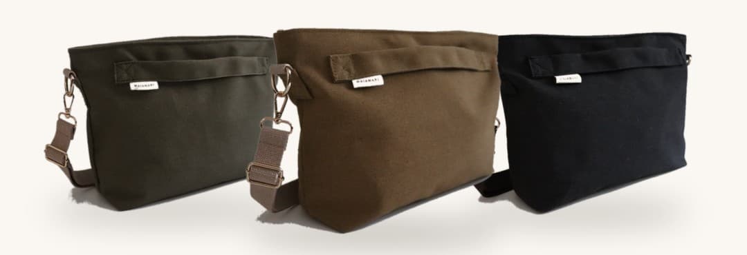 Üç renk kanvas çanta. Antrasit, Haki ve Hardal. Sanatçı tasarımı, hediyelik.